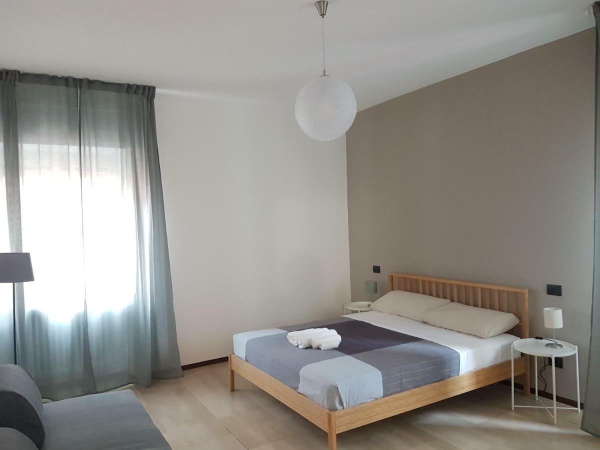 Lab3 City Private Apartment - 2 Bedrooms Pavia Buitenkant foto